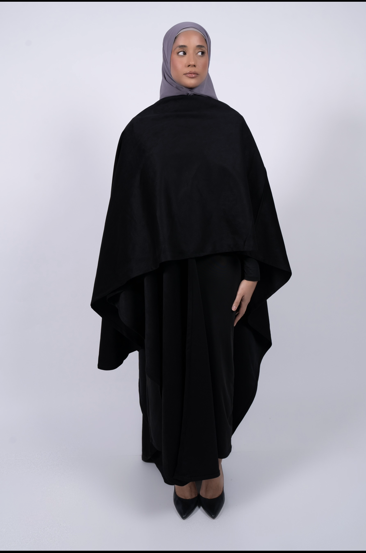 Suede Abaya in the shade Kohl (Black)